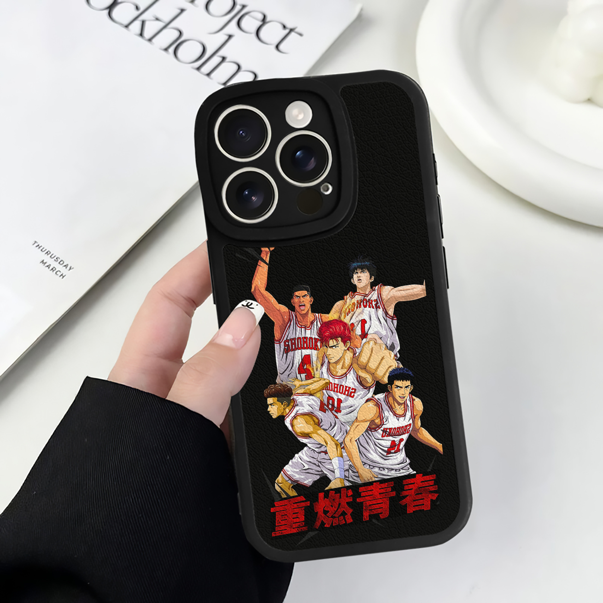 （画像用） SLAM DUNK／スラムダンク 【iPhone 16シリーズ対応】シリコンスマホケース（レザー調） 材質：シリコン